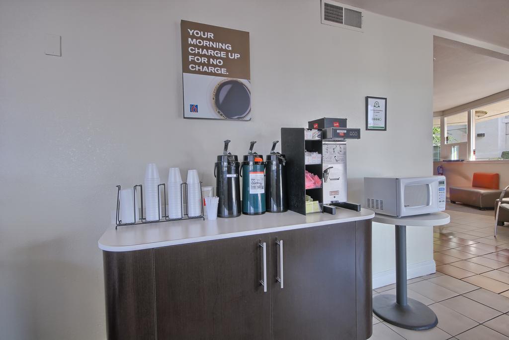 Motel 6-Merced, Ca ภายนอก รูปภาพ