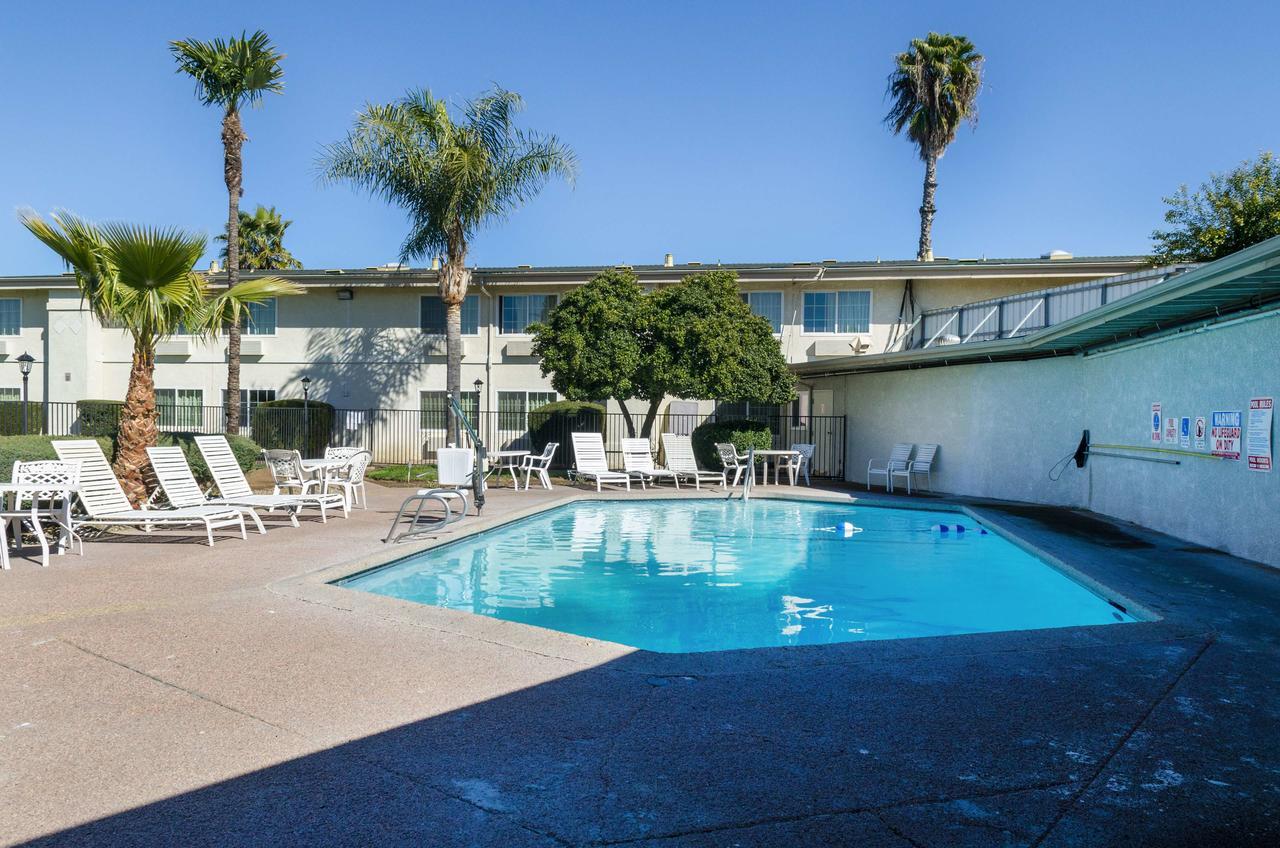 Motel 6-Merced, Ca ภายนอก รูปภาพ